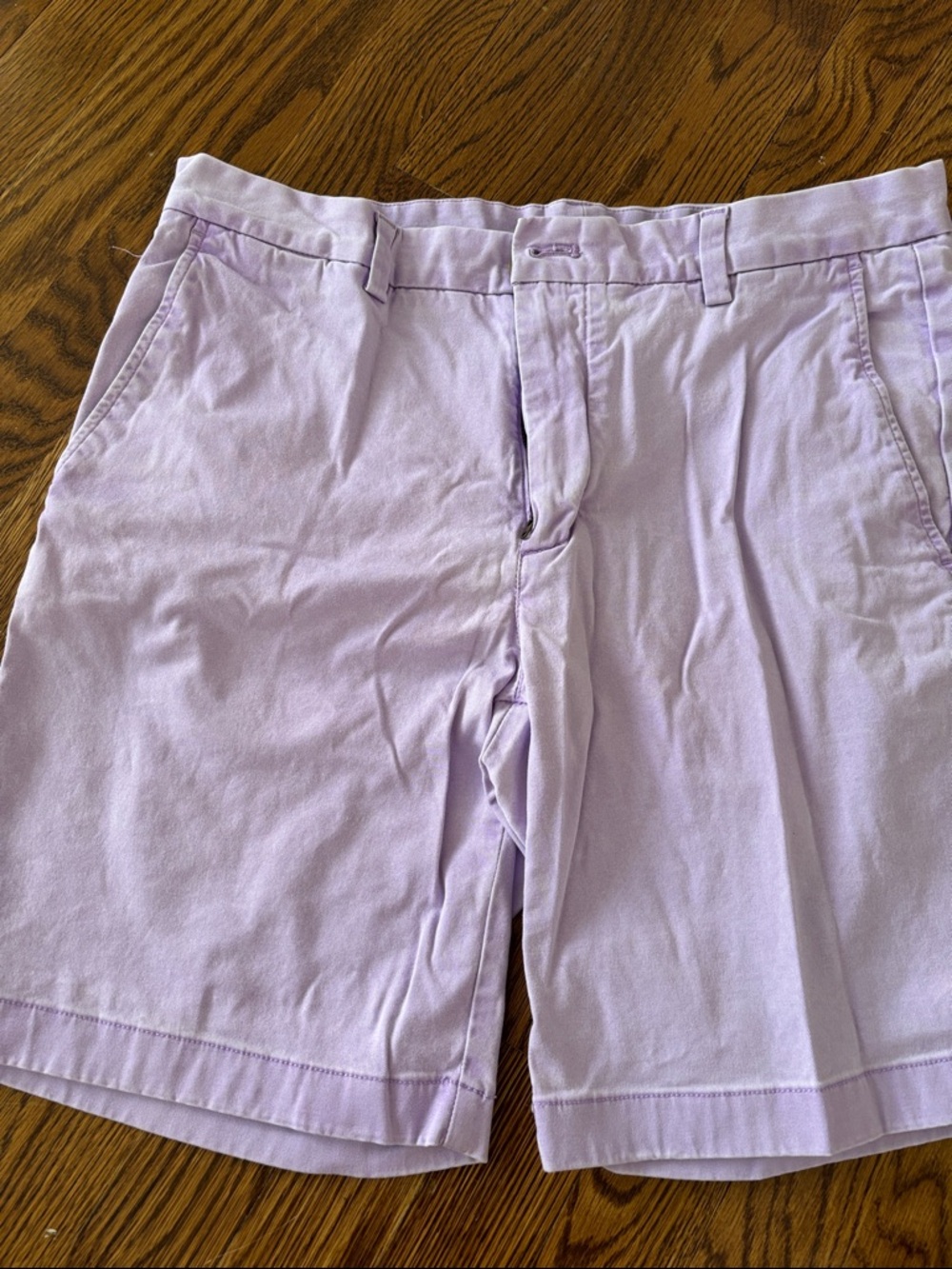 Vineyard Vines Men’s Lavender Flat-Front Shorts